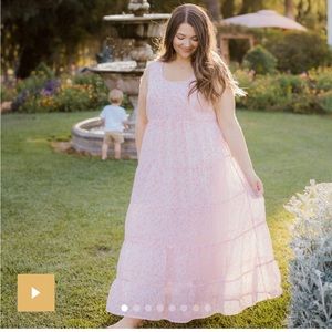 Kindred Bravely Magnolia nursing and maternity maxi dress